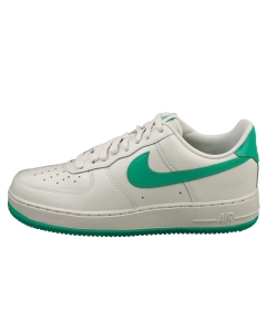 Nike AIR FORCE 1 07 PREMIUM Men Fashion Trainers in White Green