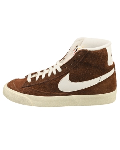 Nike BLAZER MID 77 VINTAGE Women Fashion Trainers in Brown White